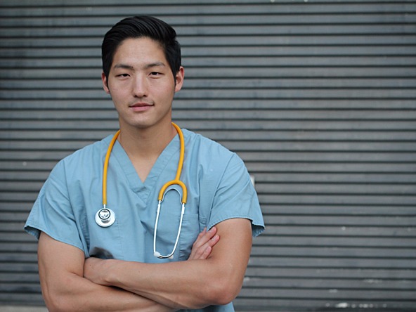 Chinese doctor_crop